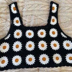 Black Crochet Daisy Patterned Women's Top